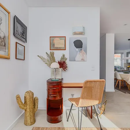 Haus Abel - Pool, Parking And Garden In The Heart Of *