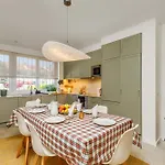 Haus Abel - Pool, Parking And Garden In The Heart Of * Лісабон