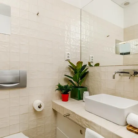 Haus Abel - Pool, Parking And Garden In The Heart Of *