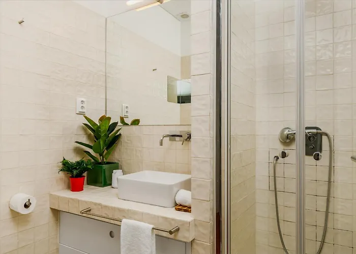 Haus Abel - Pool, Parking And Garden In The Heart Of